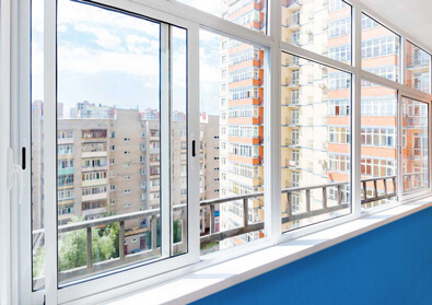 Купить Остекление балконов и лоджий по цене  рублей на официальном сайте VEKA (фото № 1)